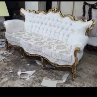 به یک استا کار ویا نیمه ماهر برای تعمیرات مبلمان