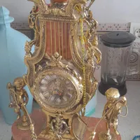 ساعت و شمعدانی برنزی آنتیک
