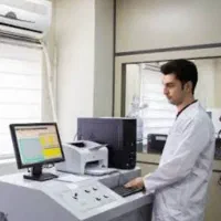 مسئول کنترل کیفی برق یا فیزیک