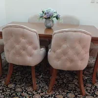 سرویس مبل راحتی هفت نفره و میز ناهار خوری شش نفره
