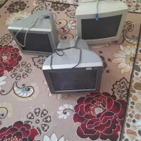 3عدد مانیتور هر عدد ۱میلیون و ۲۰۰