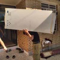 کارگرحمل جابجای اثاث منزل وجهیزیه