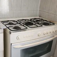 گاز فردار فر نو نو هست یکبار هم باهاش کار نشده