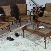 مبلمان و میز نهار خوری