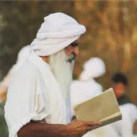 دعا نویس سرکتاب تمام مشکلات