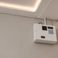 نصب سیستم های حفاظتی و امنیتی(دوربین،دزدگیر اماکن)