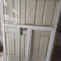 دو عدد پنجره اهنی