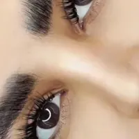 اکستنشن مژه مشکی و رنگی. لیفت و لمینت مژه و ابرو|خدمات آرایشگری و زیبایی|تهران, نیرو هوایی|دیوار