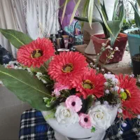 حراج گل مصنوعی به دلیل تغییر شغل