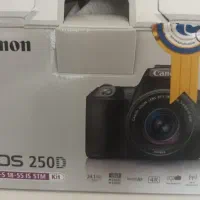 دوربین عکاسی canon 250D آک