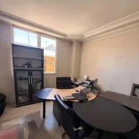 نصرت 102متر 2 اتاقه طبقه همکف موقعیت اداری