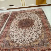 ۴ تخته فرش تمام ابریشم دستباف‌گونه بسیار خاص