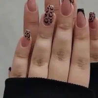 خدمات ناخن