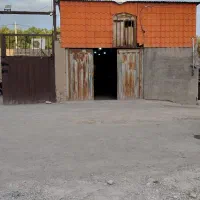 یک واحد گاراژ ۱۴۰متری سر پوشیده کارگاهی