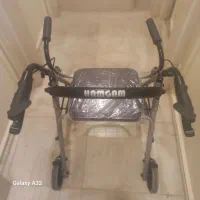 واکر چرخ دار همراه با سبد