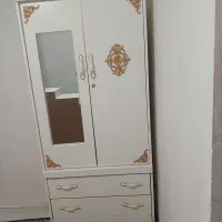 جاکفشی.وکمد