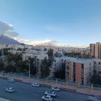 ابتدای منصور آباد عرض ۱۵ در از ساختمان