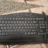 کیبورد و موس و کابل برق کامپیوتر