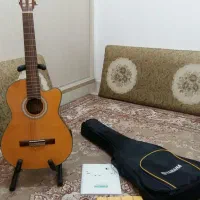 گیتار یاماها