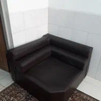 یک عددمبل براقسمت دوضلع یاوسط دودیوار