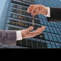 105متر تجاری بر خیابان طالقانی دولت اباد