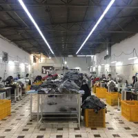 زیگزال و راسته دوز ماهر و وسط کار خانم