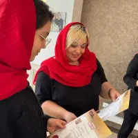 آموزش حرفه ای ناخن و مژه