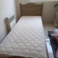 تخت خواب یکنفره