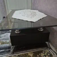 میز شیشه ای  جلو مبلی