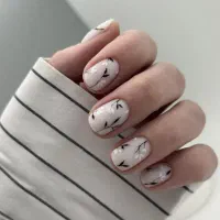 مدل برای ناخن