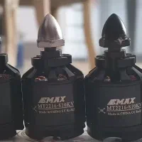 ۴ عدد موتور براشلس EMAX mt2216-810kv