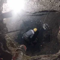 لوله بازکنیتخلیه چاه فاضلاب لایروبی لجن کشی مقنی