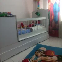 تخت وکمد بچه