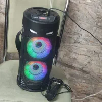 اسپیکر با میکروفون و کنترل