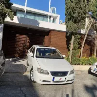 لیفان ۶۲۰ ۱۸۰۰ سفید بی رنگ
