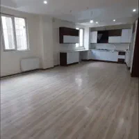 اپارتمان۹۰متر/۲خواب/تخلیه/فول/طبقه اول