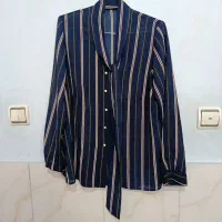 بلوز مجلسی، مانتو، شال در حد نو با قیمت پایین