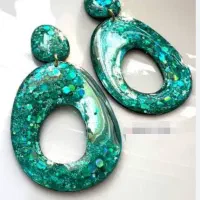 گوشواره های رزینی