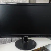 کیس کامپیوتر و مانیتور