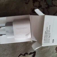 شارژر اصلی و آکبند آیفون