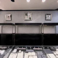 ویترین جواهری