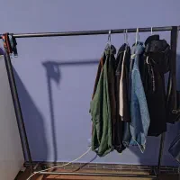 رگال|بندرخت و رخت‌آویز|رشت, پیرسرا|دیوار