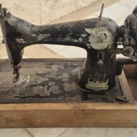 چرخ خیاطی قدیمی