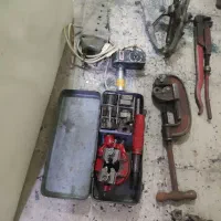 ابزارآلات نجاری و لوله کشی فروشی یامعاوضه