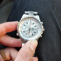 ساعت اصل به شرط هر جا دوس داشتی نشون بده