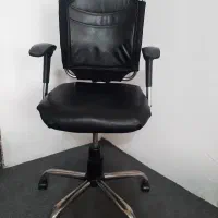 صندلی گردان سالم