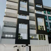 آپارتمان اداری مجتمع پزشکان (زیر قیمت منطقه )