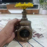 شیر فلکه برنجی دو اینچ برند ایتالیایی کاملا سالم