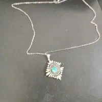گردنی نقره ای