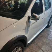 ساندرو استپ وی مدل97دنده سفید کارکرد190هزار